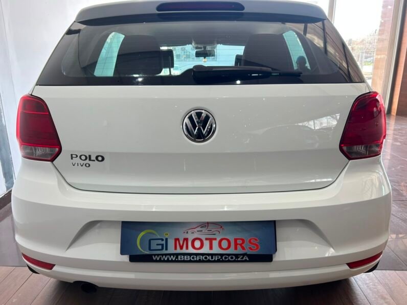 VOLKSWAGEN POLO VIVO 1.6 HIGHLINE