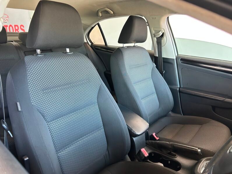 VOLKSWAGEN JETTA 1.4