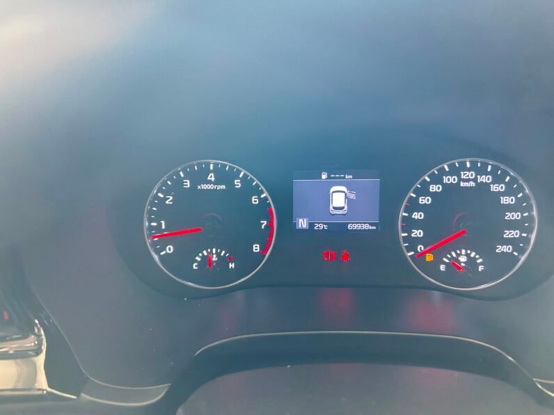 KIA SELTOS 1.6 EX