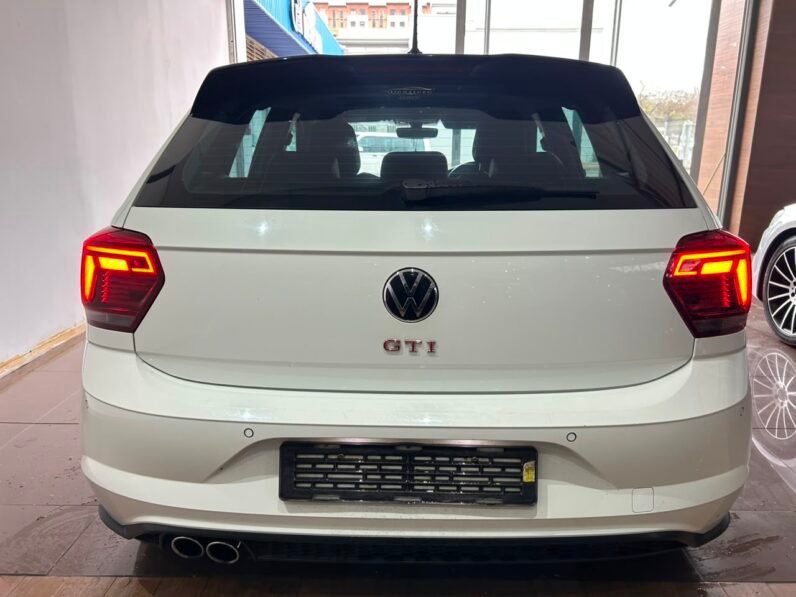 VOLKSWAGEN POLO 2.0 DSG