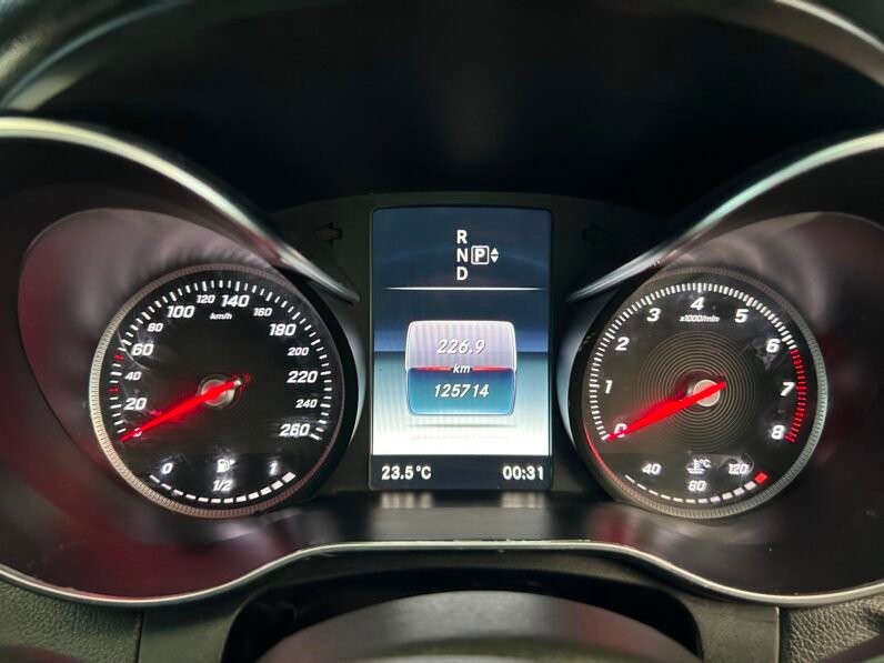 MERCEDES BENZ C200 AMG