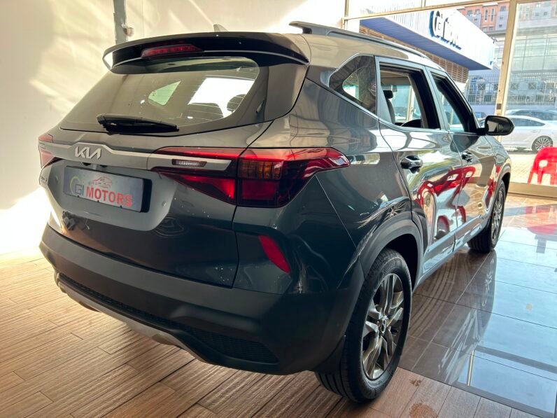 KIA SELTOS 1.6 EX