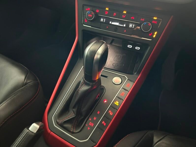 VOLKSWAGEN POLO 2.0 DSG