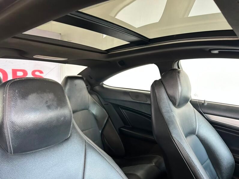 MERCEDES BENZ C200 AMG