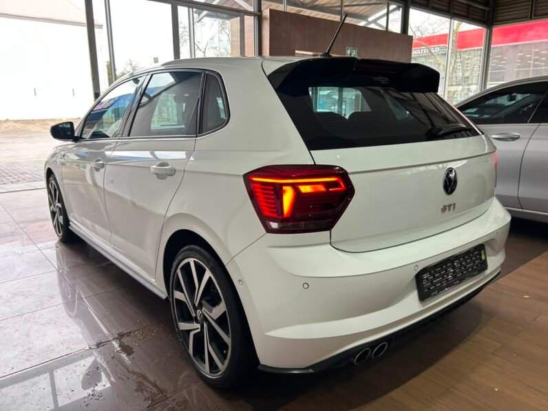 VOLKSWAGEN POLO 2.0 DSG