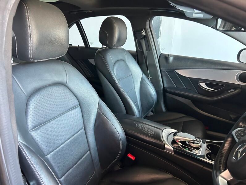 MERCEDES BENZ C200 AMG