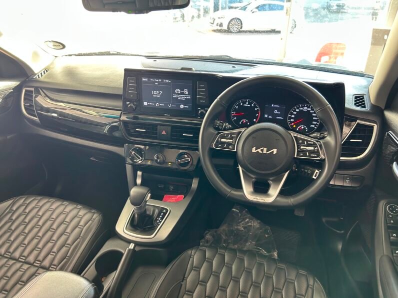 KIA SELTOS 1.6 EX