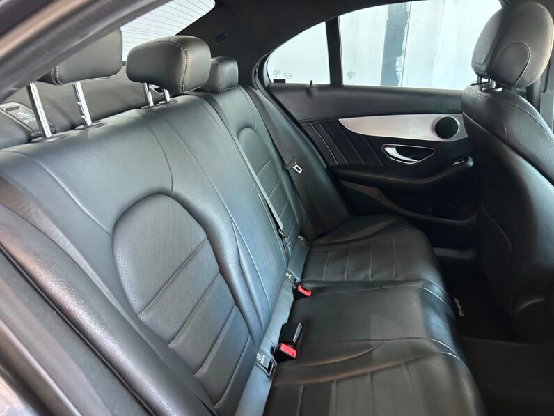 MERCEDES BENZ C200 AMG