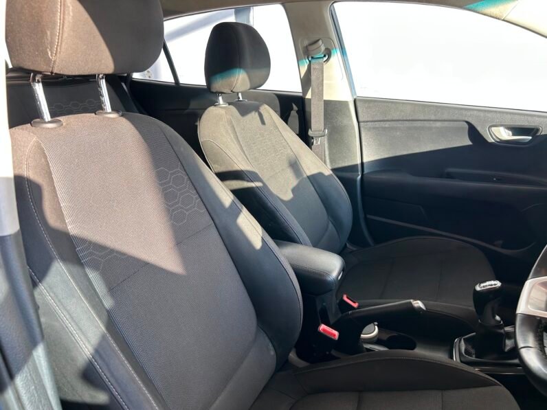 KIA RIO 1.4