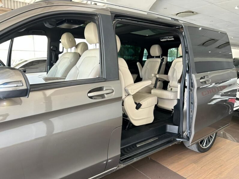 MERCEDES BENZ V250D