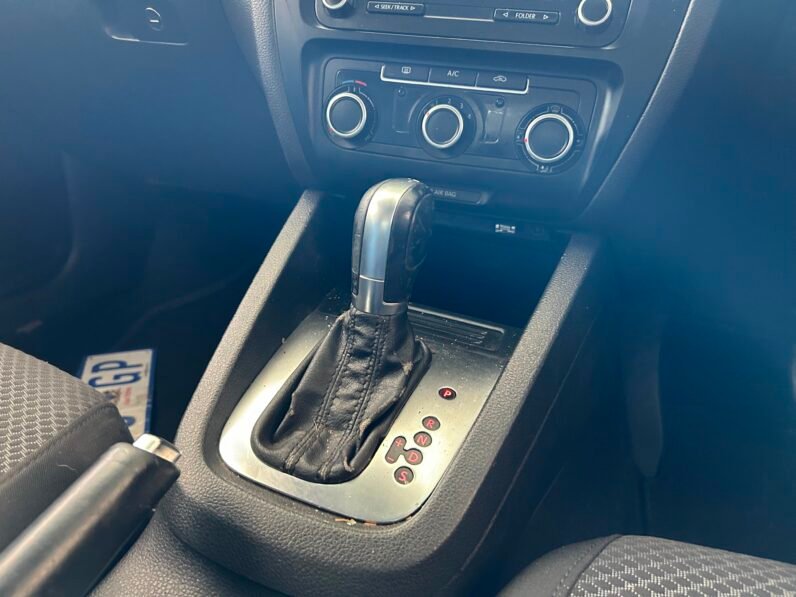 VOLKSWAGEN JETTA 1.4