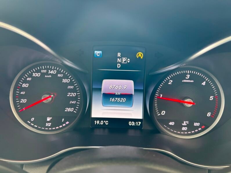 MERCEDES BENZ C 220D