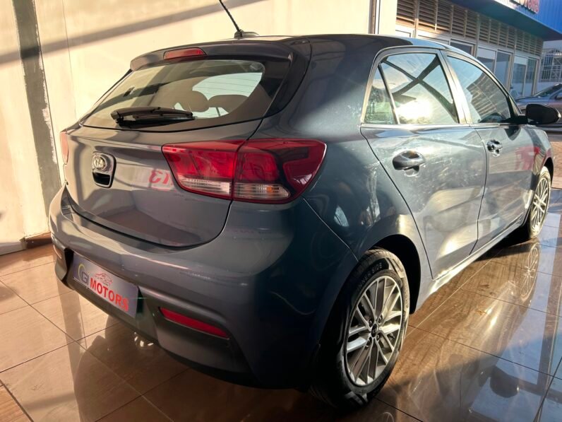 KIA RIO 1.4