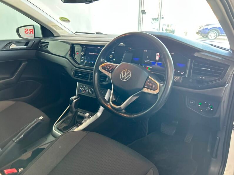 Volkswagen Polo 1.0 TSI Life Auto DSG