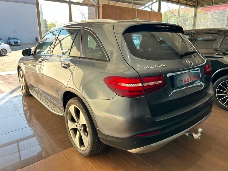 MERCEDES BENZ GLC 220D