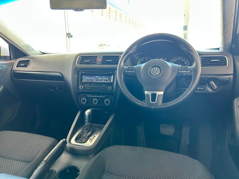VOLKSWAGEN JETTA 1.4