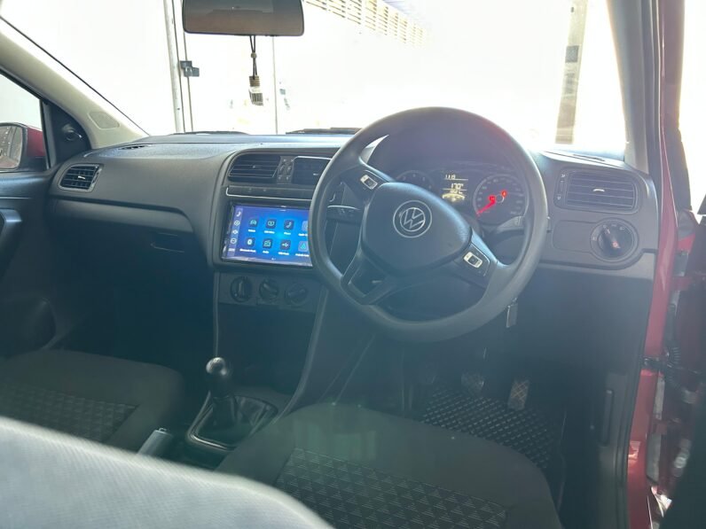 VOLKSWAGEN POLO 1.4