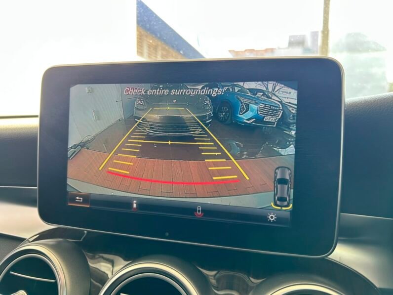 MERCEDES BENZ C 220D