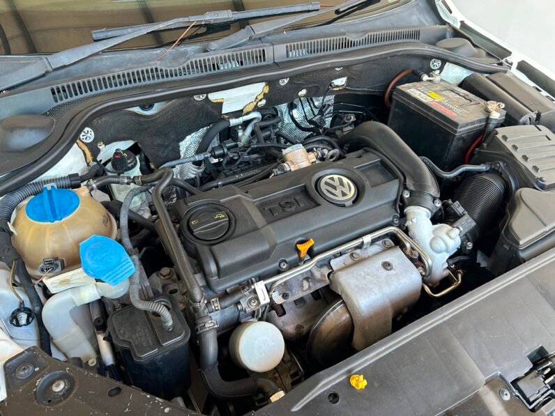 VOLKSWAGEN JETTA 1.4