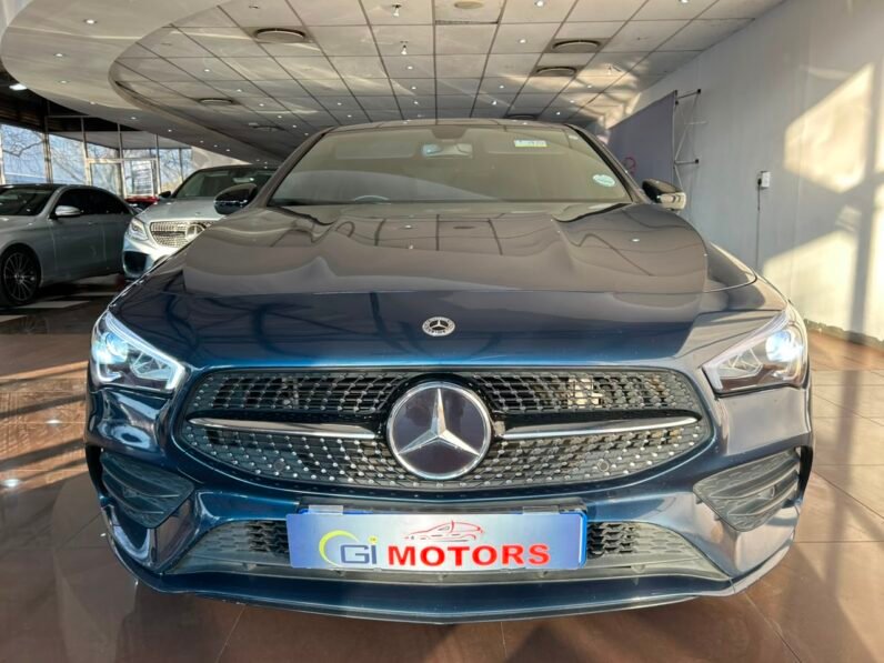 MERCEDES BENZ CLA 200