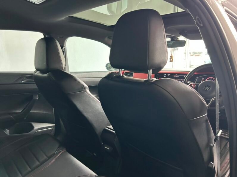 VOLKSWAGEN POLO 2.0 DSG