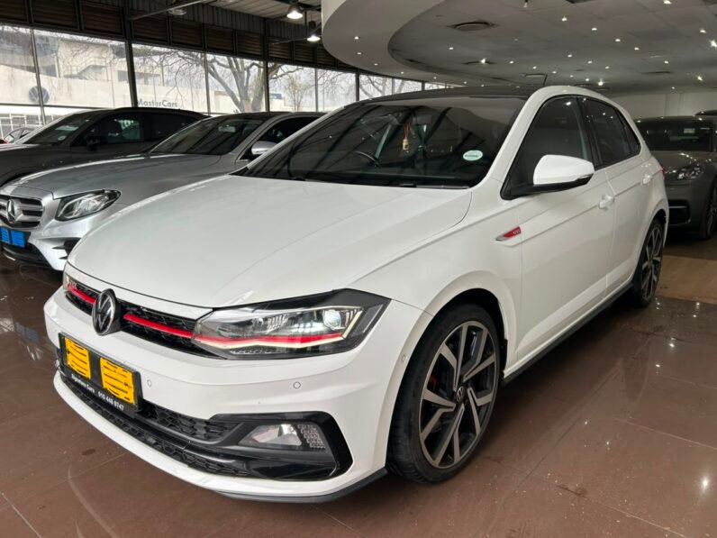 VOLKSWAGEN POLO 2.0 DSG