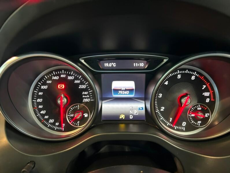 MERCEDES BENZ GLA 200