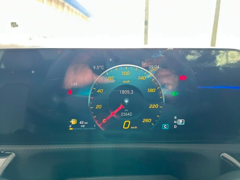 Mercedes-Benz CLA 200 Auto