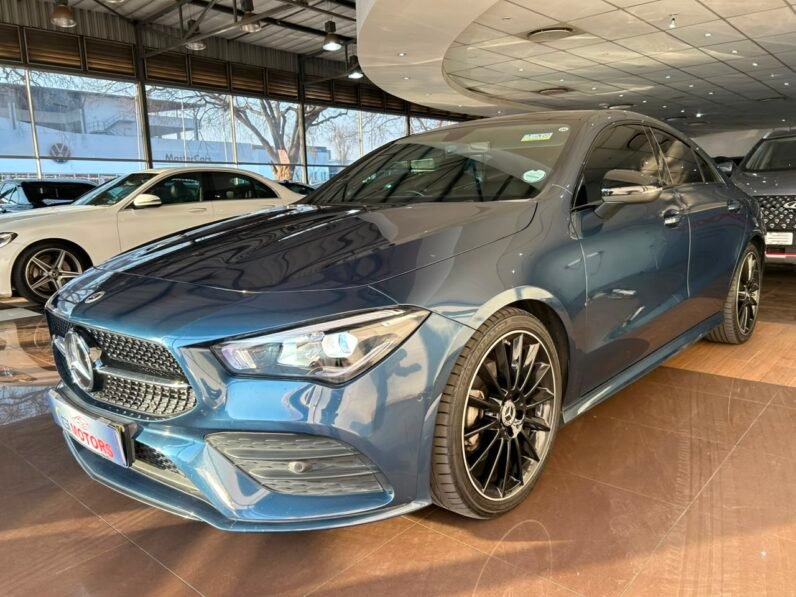 MERCEDES BENZ CLA 200
