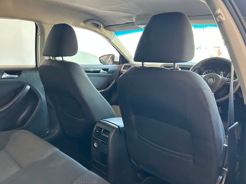 VOLKSWAGEN JETTA 1.4