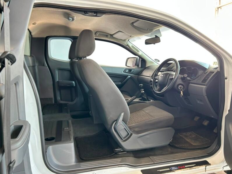 FORD RANGER 2.2 TDCI XL