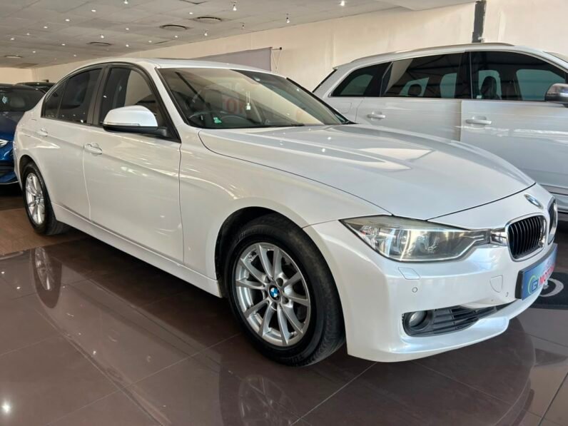 BMW 320i