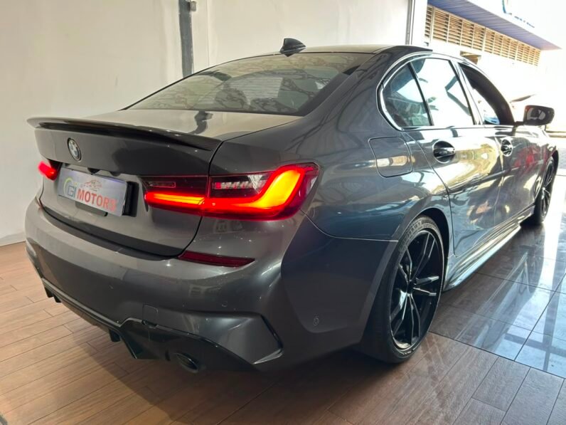 BMW 320i MSPORT