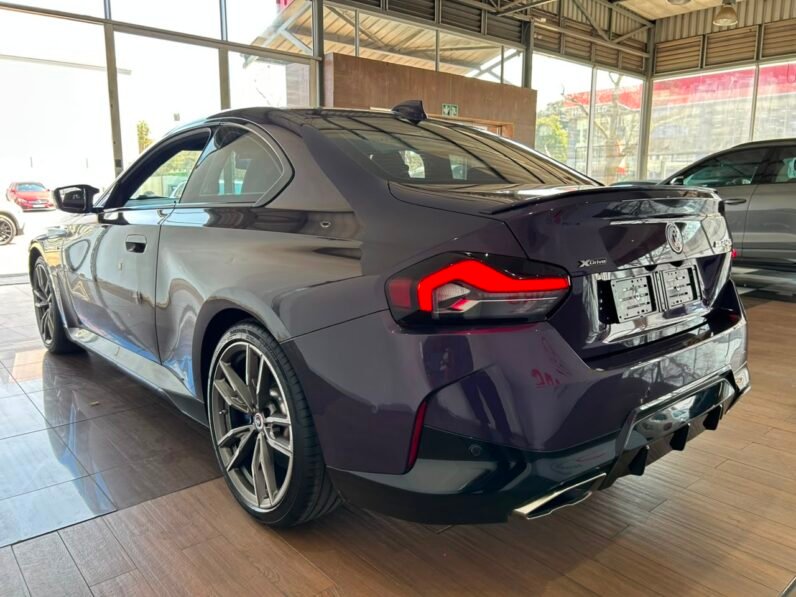 BMW M240i