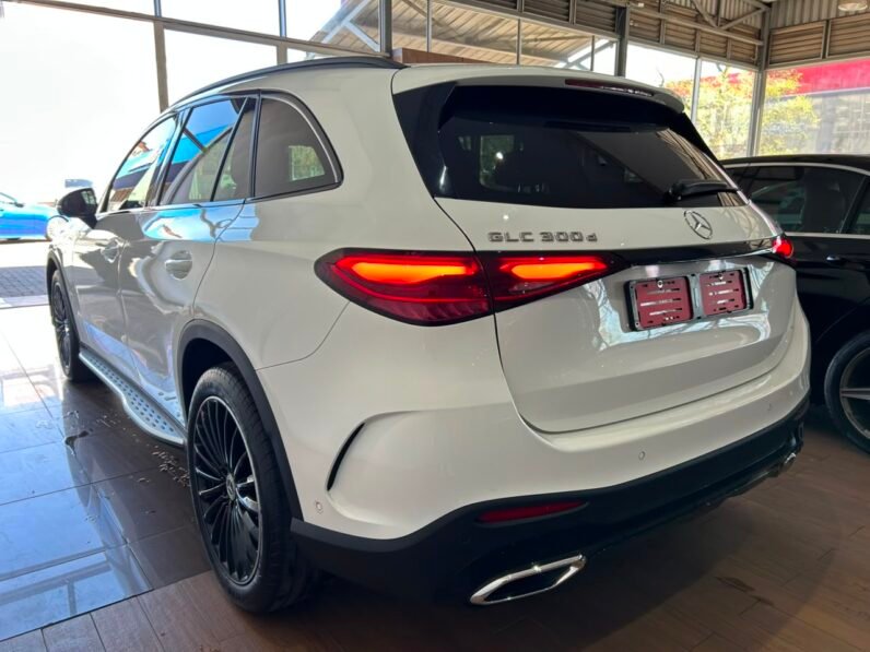 MERCEDES BENZ GLC 300D