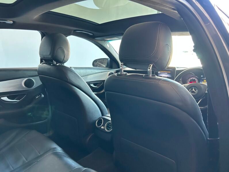 MERCEDES BENZ C200 AMG