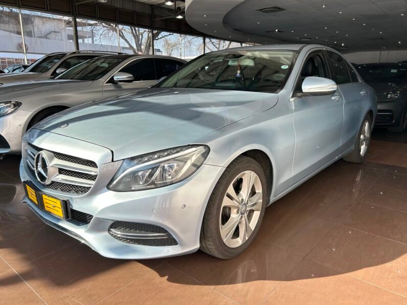 MERCEDES BENZ C 220D