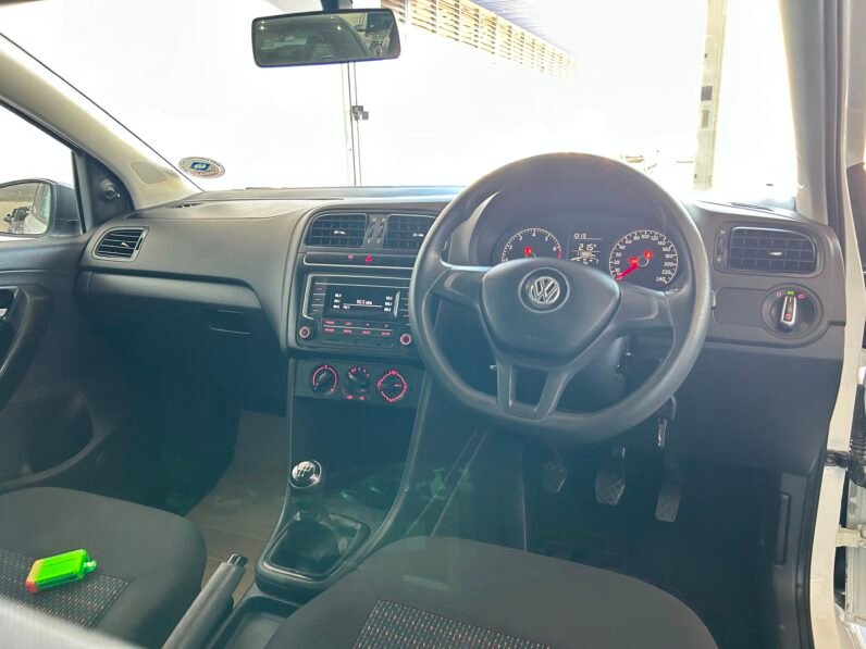 Volkswagen Polo Vivo 1.4 Trendline 5-dr