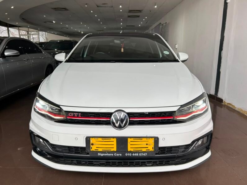 VOLKSWAGEN POLO 2.0 DSG