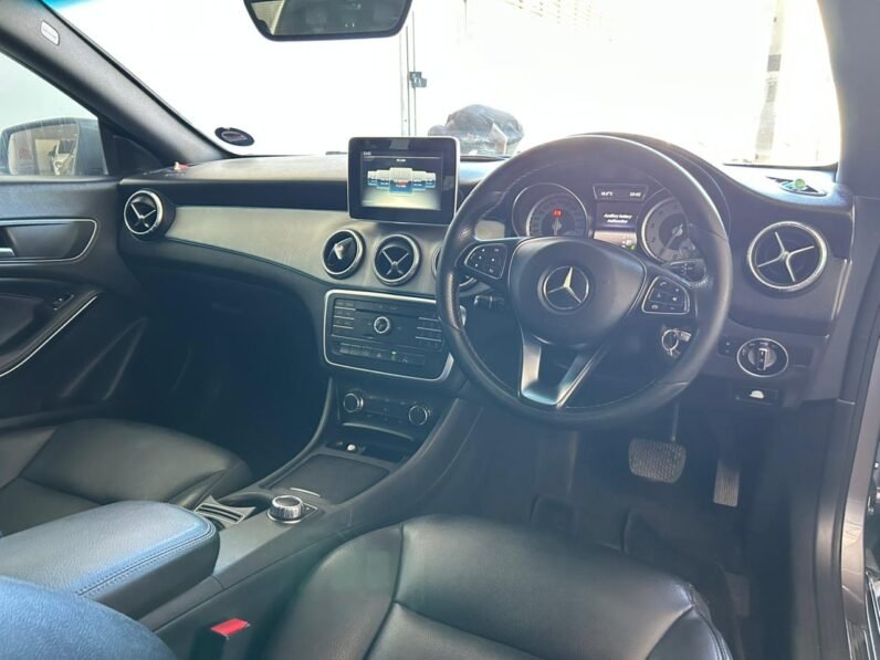 2016 Mercedes-Benz CLA 200 Auto