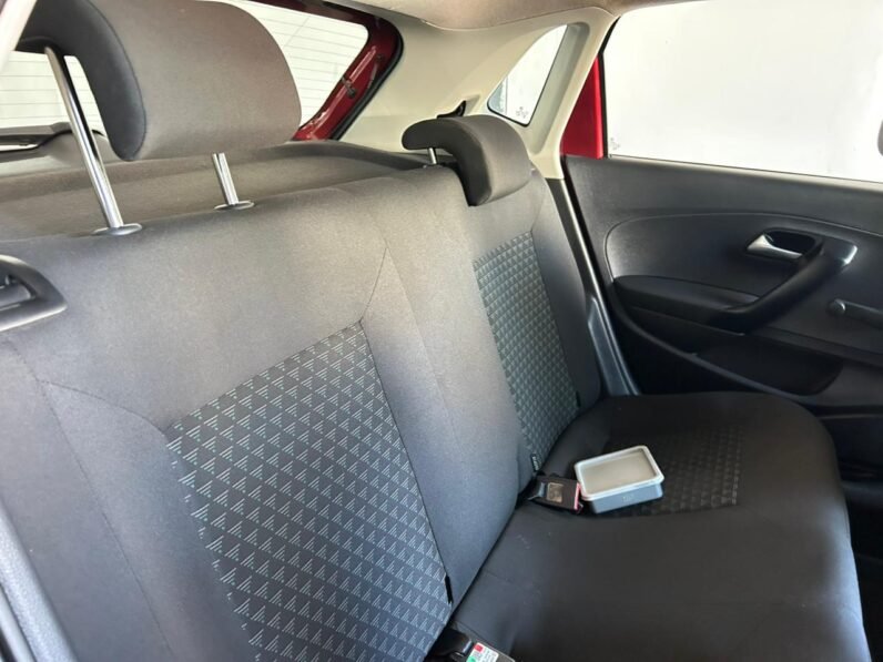 VOLKSWAGEN POLO 1.4