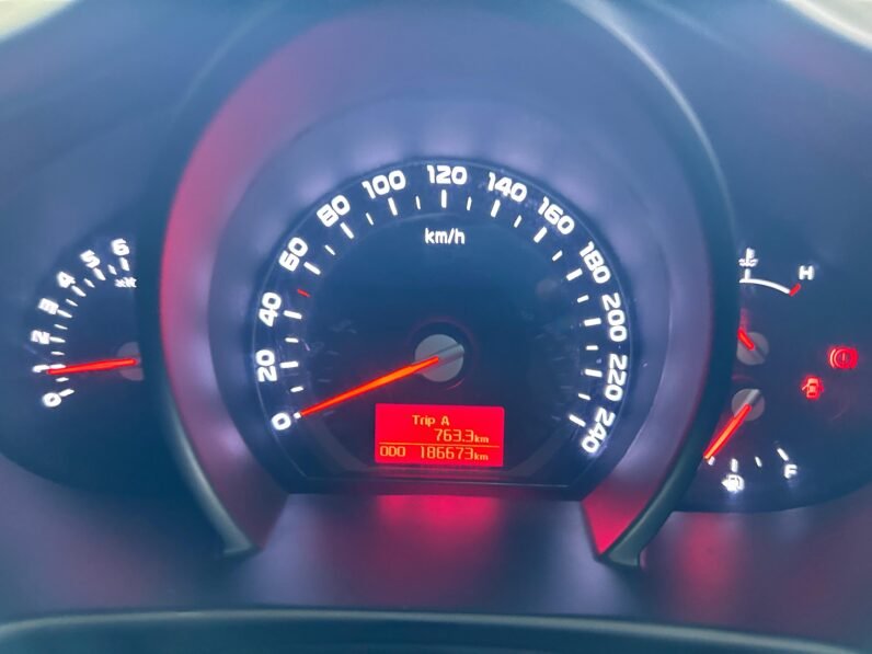 KIA SPORTAGE 2.0