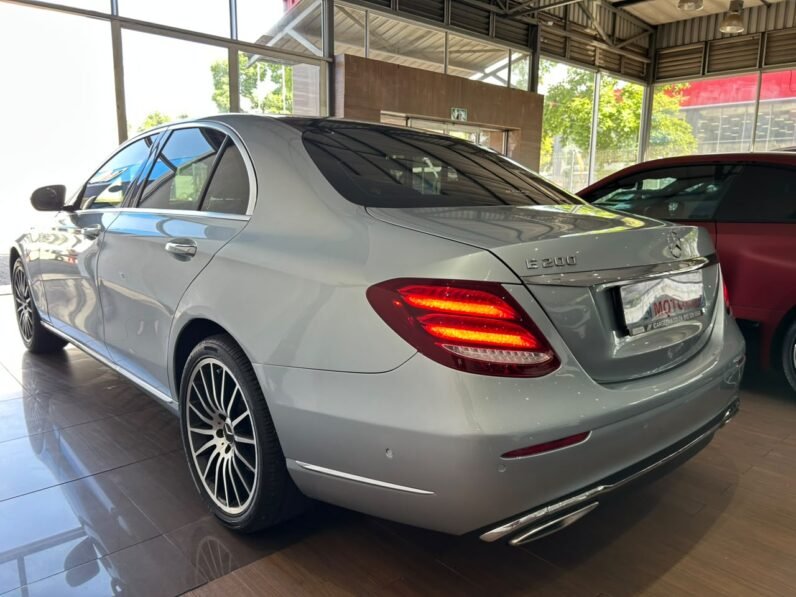 Mercedes-Benz E-Class E 200