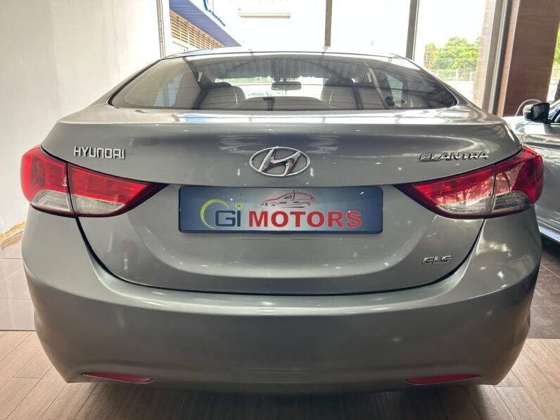 HYUNDAI ELANTRA 1.6