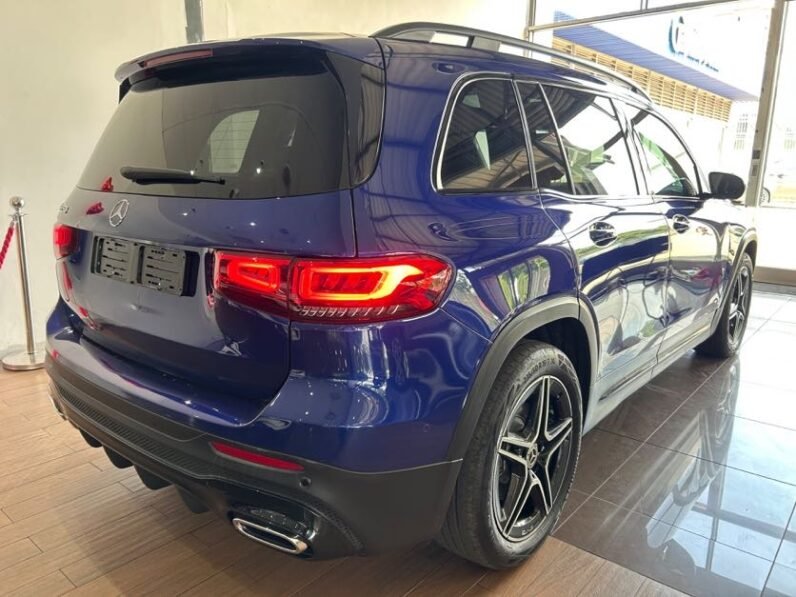 MERCEDES BENZ GLB 250