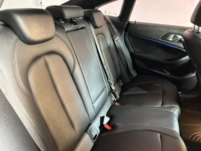 BMW 218i MSPORT