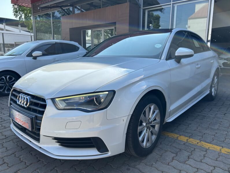 AUDI A3 1.6 TDI AUTO