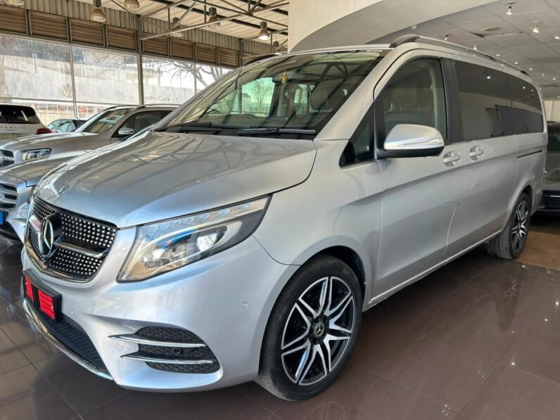 Mercedes-Benz V-Class V 220 CDi Avantgarde Auto