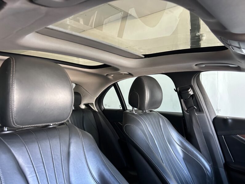 Mercedes-Benz E-Class E 200
