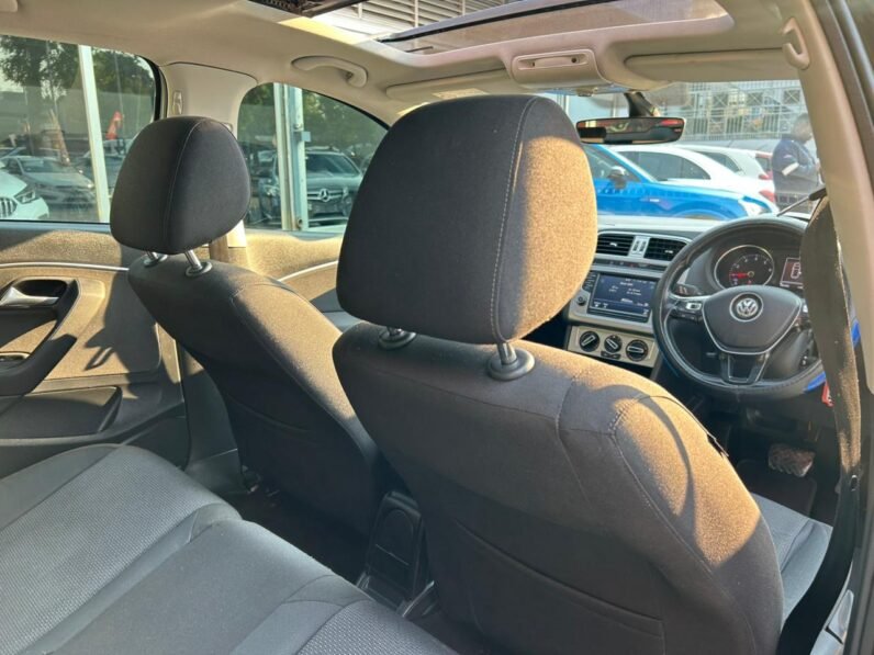 VOLKSWAGEN POLO 1.2 TSI COMFORTLINE